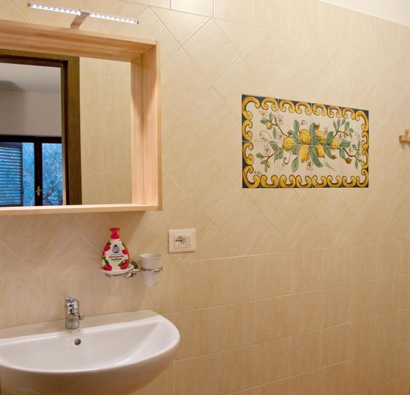 Gasthaus Casale Il Gheppio Laureana Cilento Zimmer foto