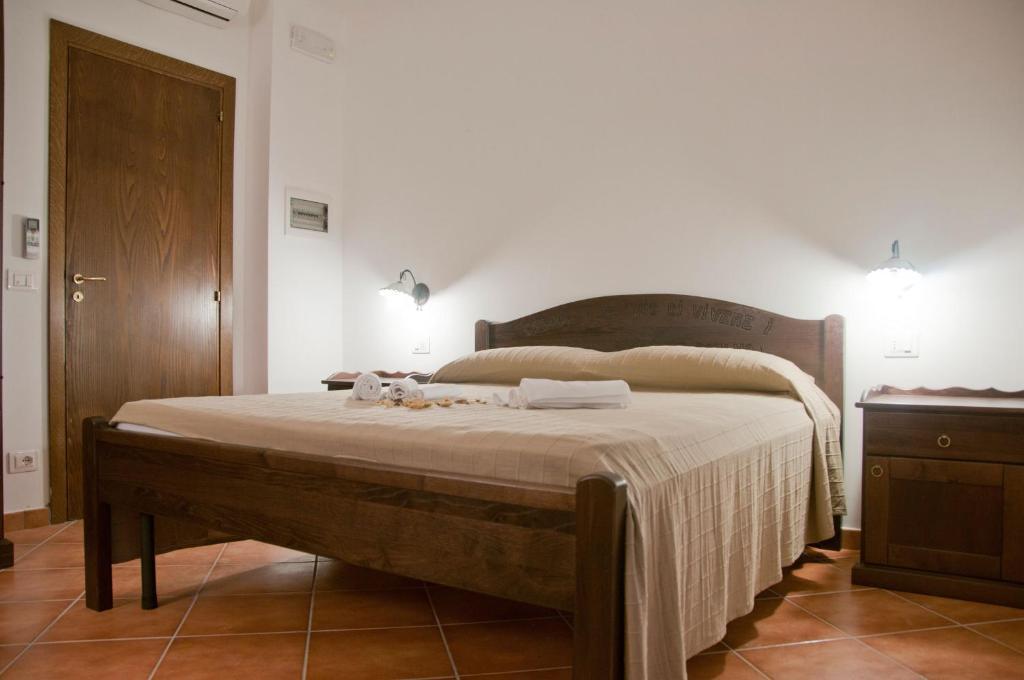 Gasthaus Casale Il Gheppio Laureana Cilento Zimmer foto
