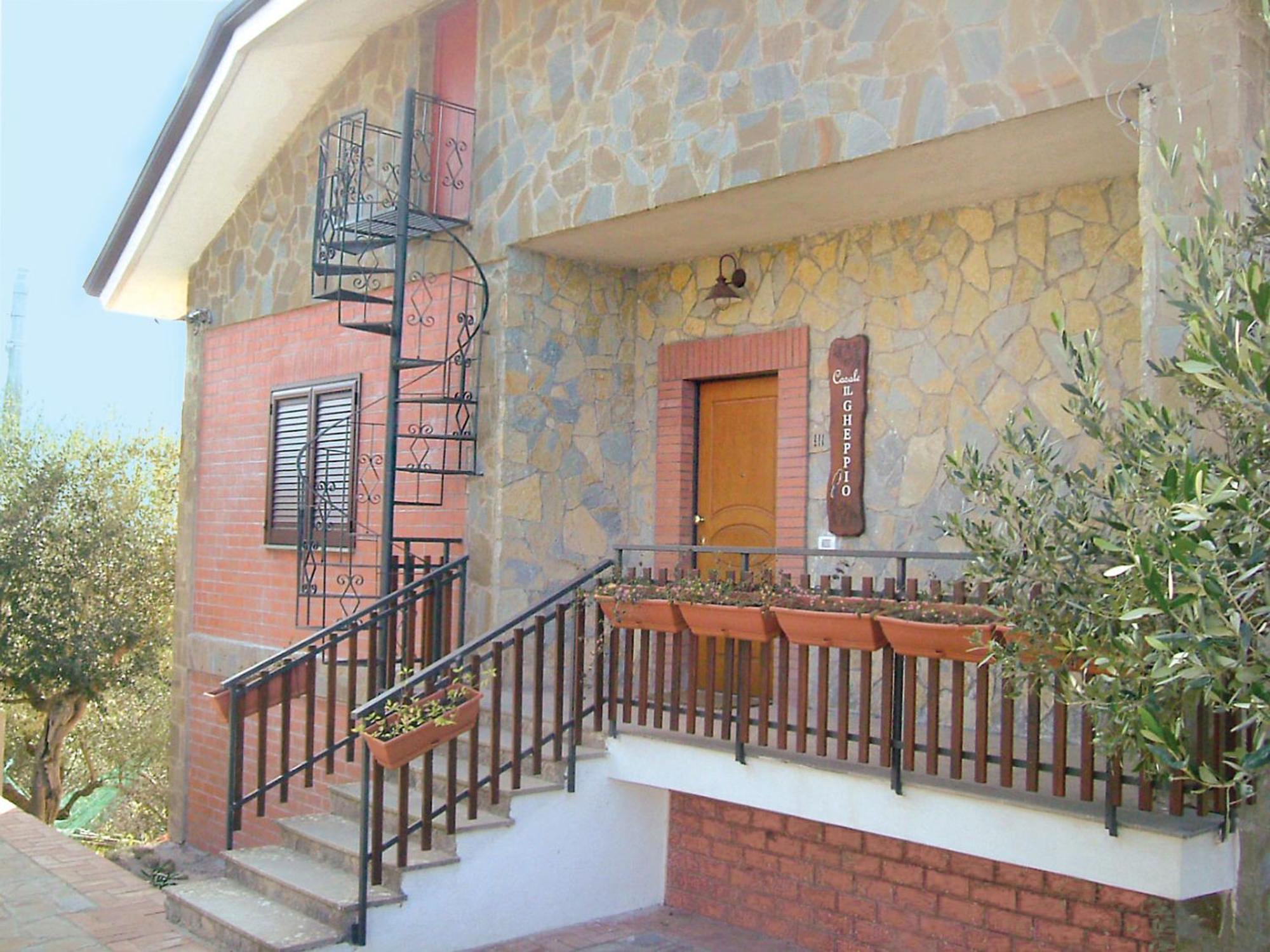 Gasthaus Casale Il Gheppio Laureana Cilento Exterior foto